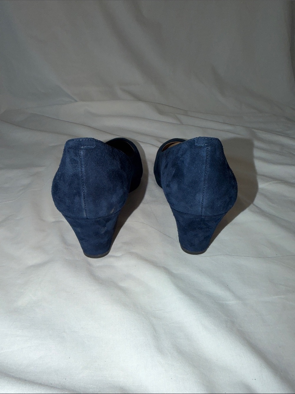 Talbots Navy Suede Wedge Pumps - Picture 13 of 14